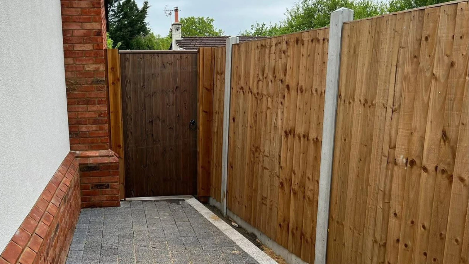 fence and gate installation